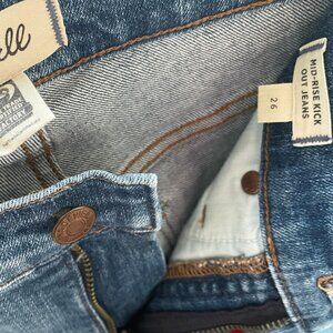 Madewell Kick Out Crop Jeans Cherryville Wash Raw Hem Size 26